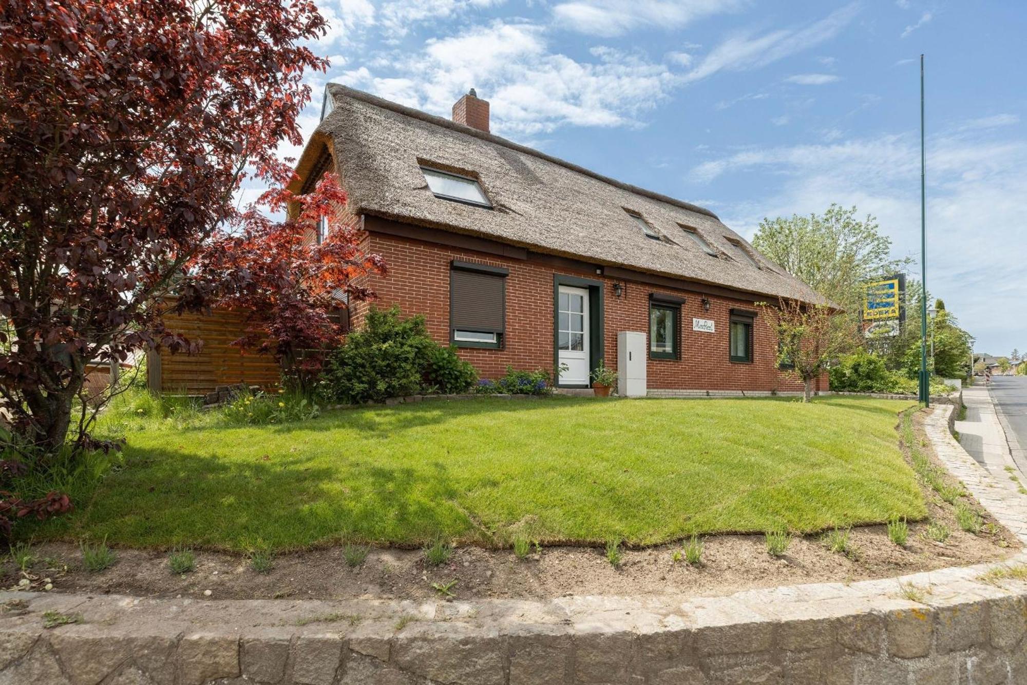 Haus Meerreet Reetglueck Groemitz Exterior photo